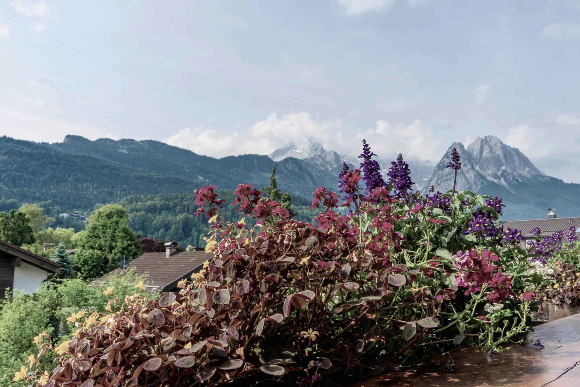 Gästehaus Quirin Garmisch-Partenkirchen Exterior foto