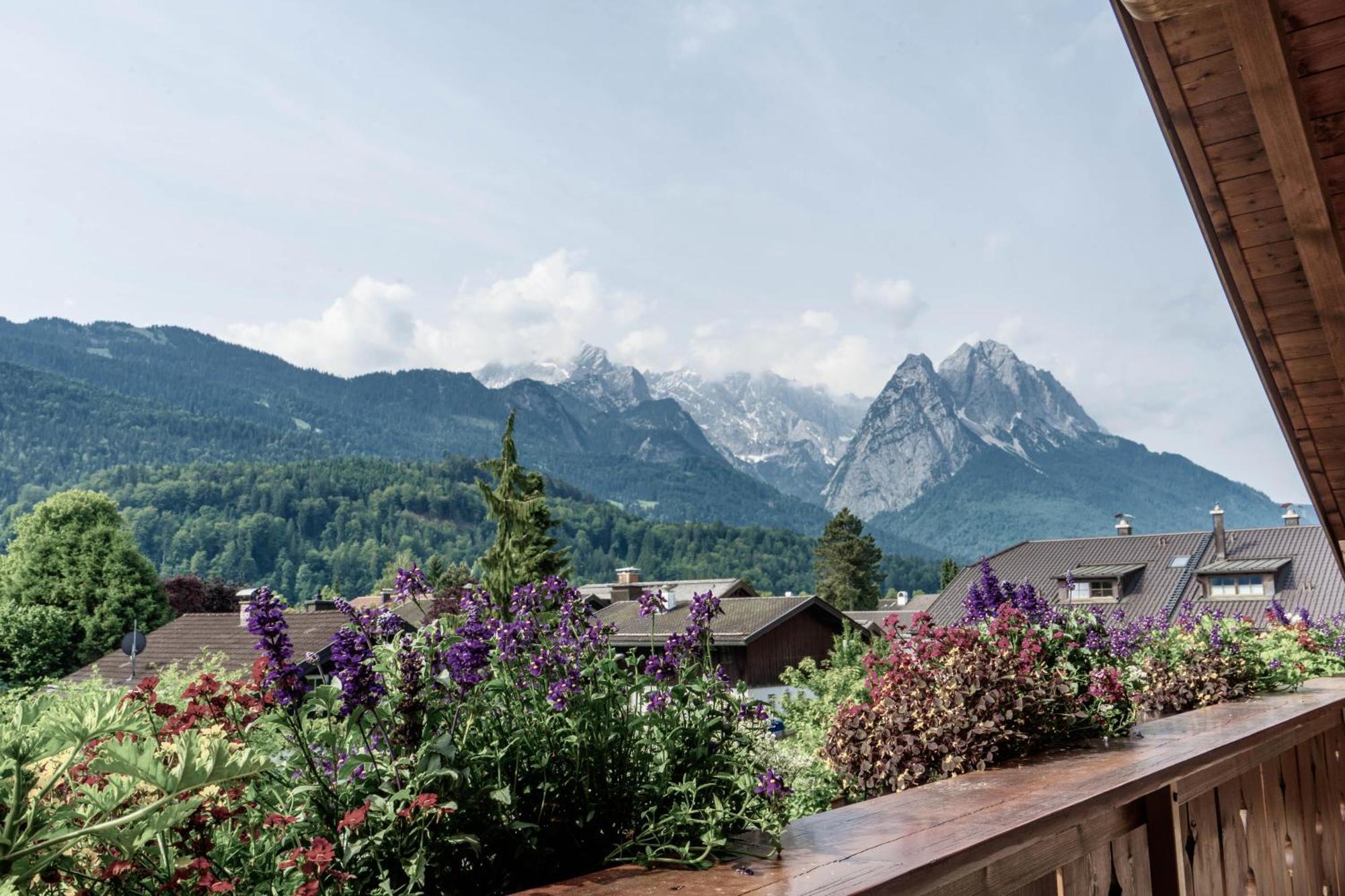 Gästehaus Quirin Garmisch-Partenkirchen Exterior foto